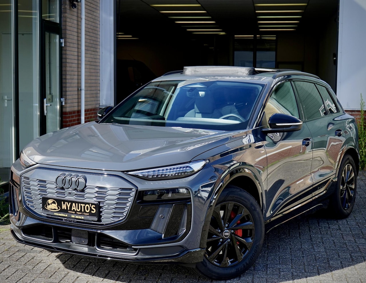 Audi Q6 e-tron - S edition performance 100 kWh SOH 100%|Nardo Grey|Panoramadak|BijrijdersDisplay|Warmtepomp - AutoWereld.nl