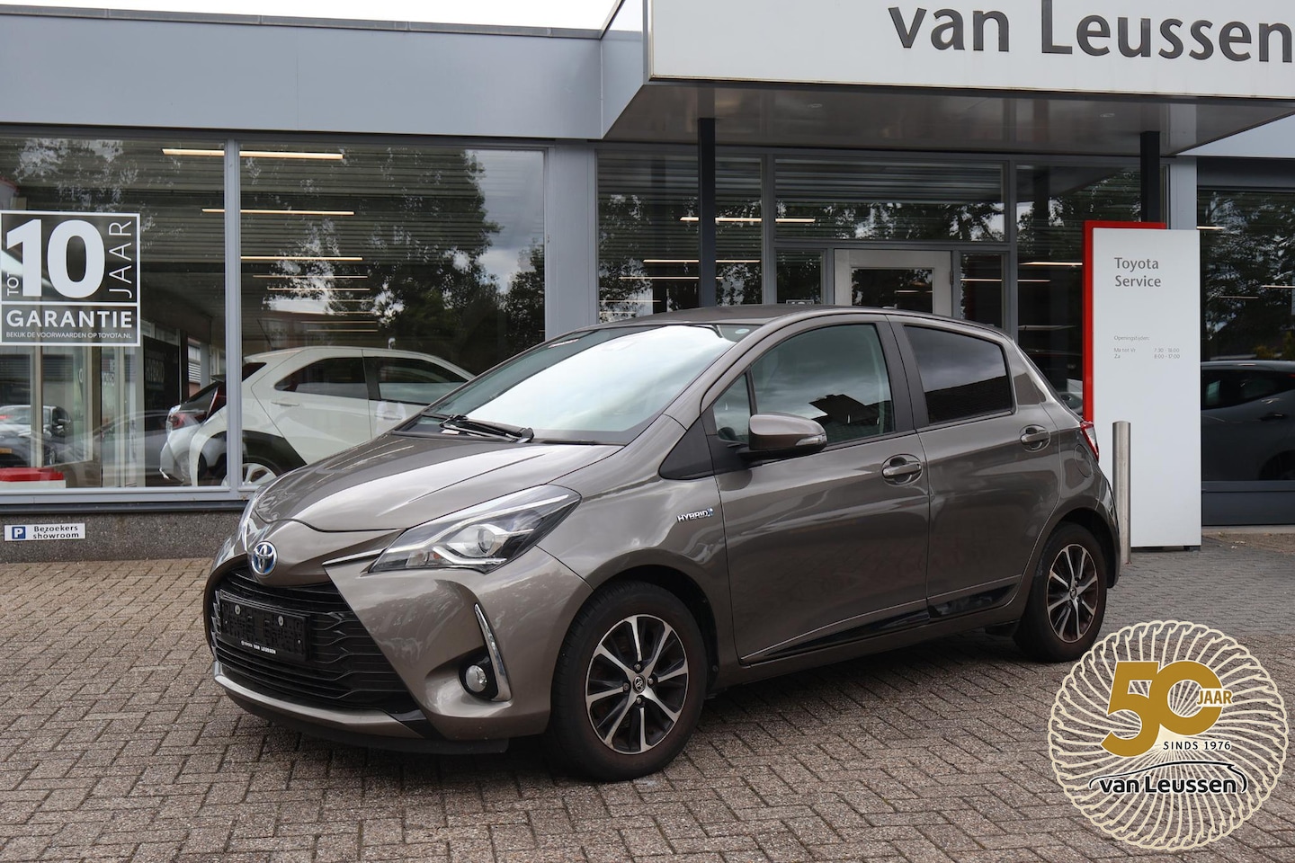 Toyota Yaris - 1.5 HYBRID DYNAMIC APPLE/ANDROID KEYLESS CLIMA CAMERA - AutoWereld.nl