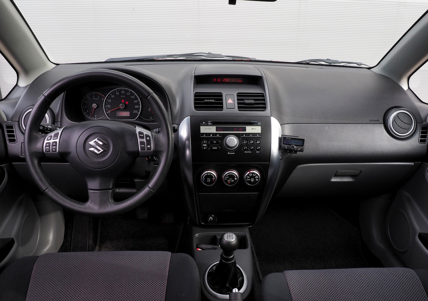 Suzuki SX4 - 1.6 Exclusive CLIMA CRUISE TREKH. ELEK. PAKKET