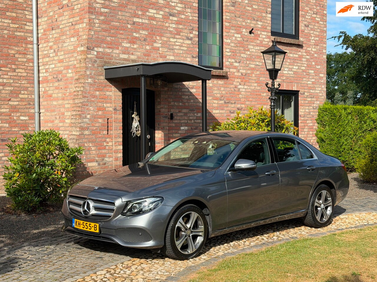 Mercedes-Benz E-klasse - 200 Prestige Widescreen Hud Led verlichting Sfeer - AutoWereld.nl
