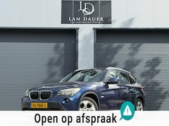 BMW X1 - SDrive18i Executive / LAGE KM / PDC / AIRCO / NAVI