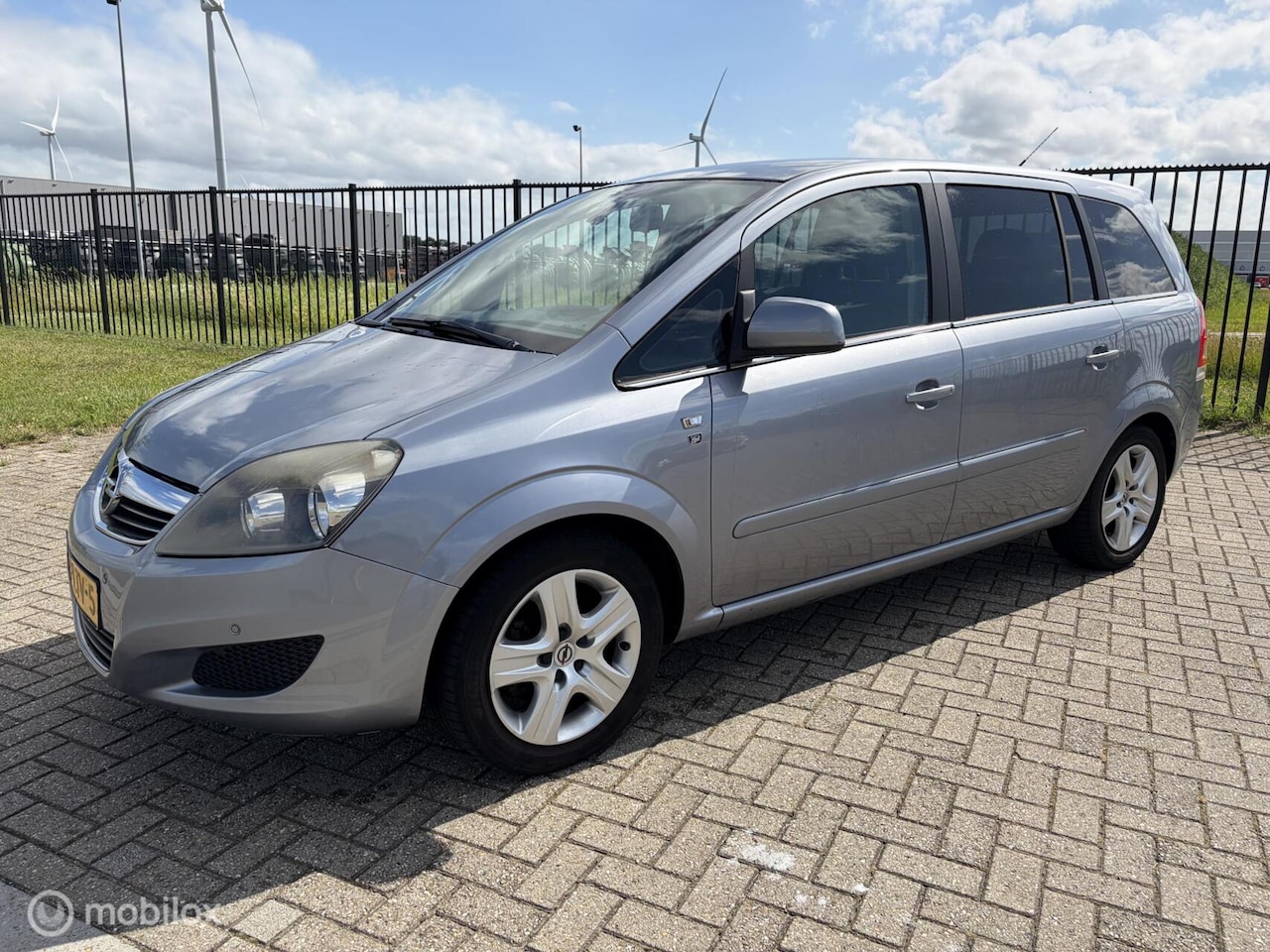 Opel Zafira - 1.6 111 years edition 7 persoons - AutoWereld.nl
