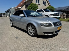 Audi A4 Cabriolet - 3.0 V6 Exclusive