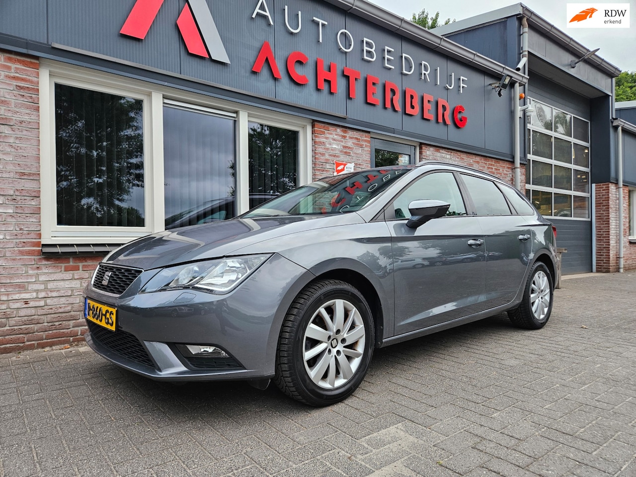 SEAT Leon ST - 1.2 TSI Style Airco! Cruise Control! PDC! Nette Auto! - AutoWereld.nl