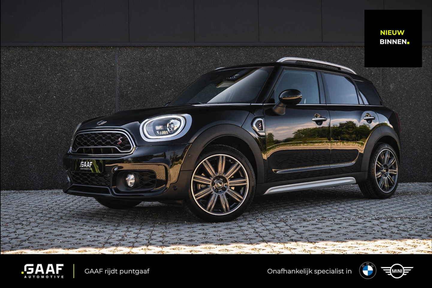 MINI Countryman - 2.0 Cooper S JCW Chili | Panoramadak | Navi Prof | 19" MINI Yours - AutoWereld.nl
