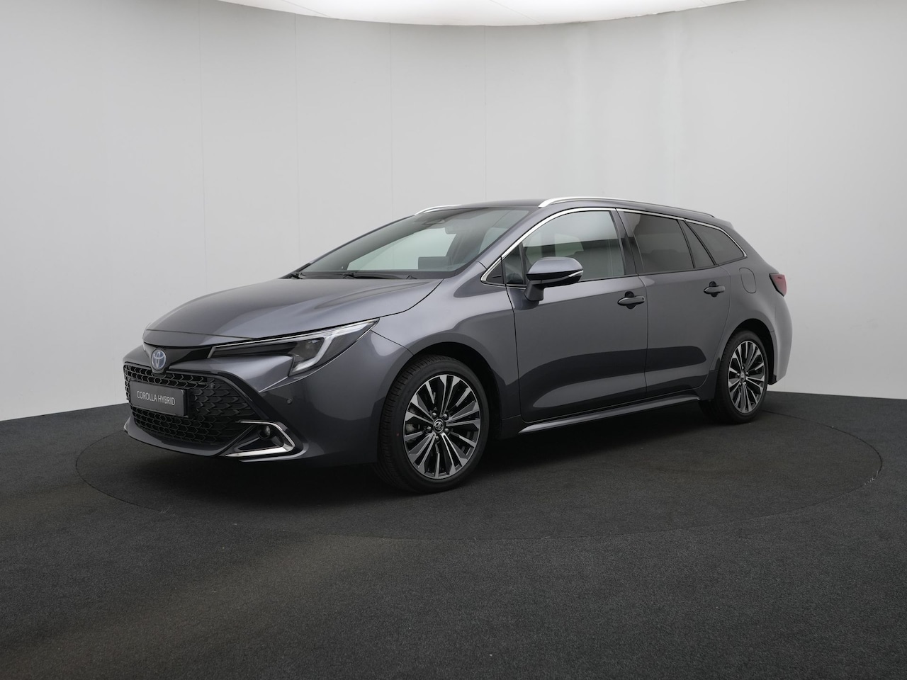 Toyota Corolla Touring Sports - Hybrid 200 PK Dynamic || Nieuw & Direct leverbaar|| Actieprijs|| incl. € 5.000 korting|| - AutoWereld.nl