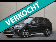 BMW X1 - XDrive20i 192PK Automaat xLine | Leder | Achteruitrijcamera | Sportstoelen | LED