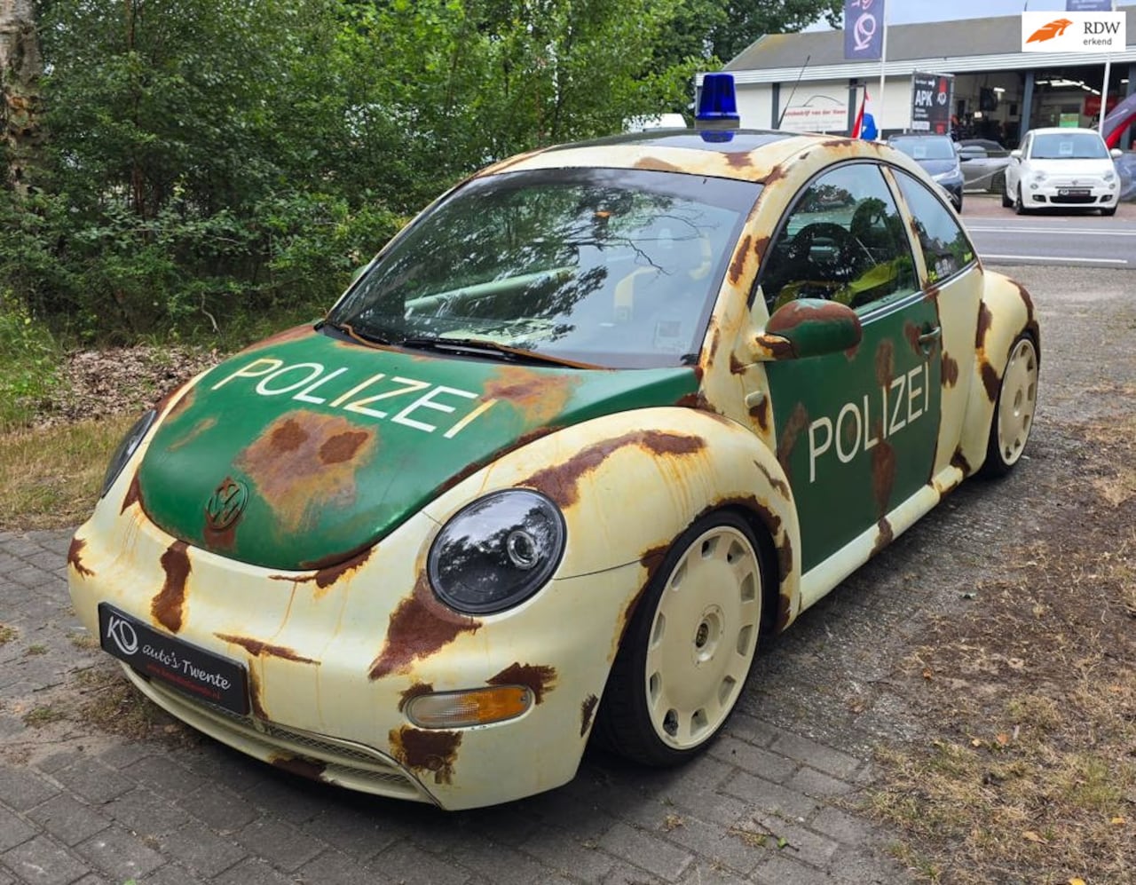 Volkswagen New Beetle - 2.0 Highline custom unieke auto ! - AutoWereld.nl