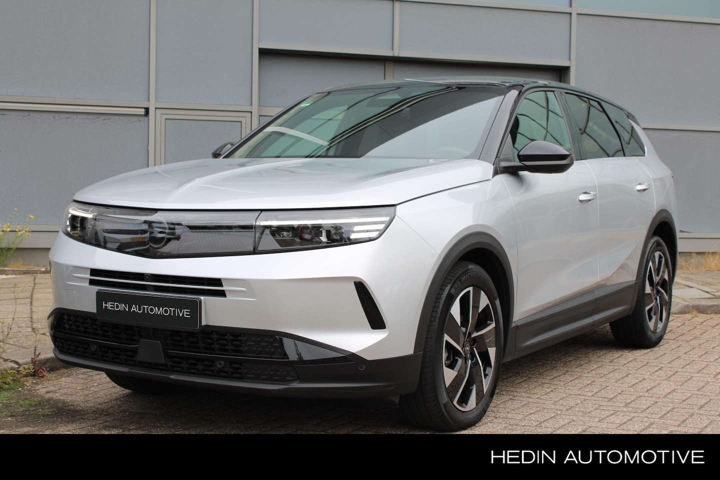 Opel Grandland - 1.2 Turbo Hybrid 146PK GS Aut. | Techpakket | Navigatie | Camera | Sportstoelen | Climate - AutoWereld.nl