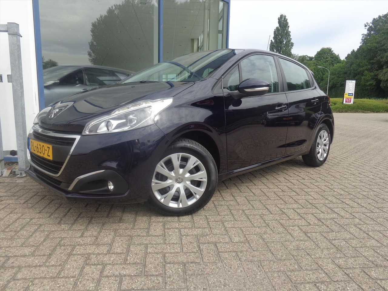 Peugeot 208 - 1.2 Puretech 82pk 5D Blue Lion - AutoWereld.nl
