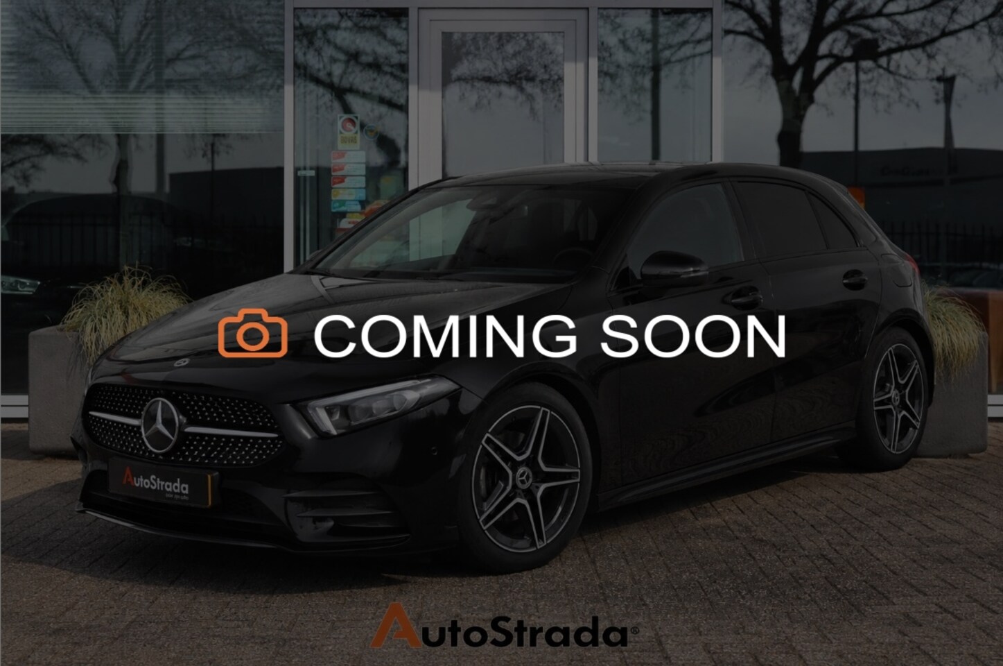 Mercedes-Benz A-klasse - 180 AMG-LINE I Night Pakket I Pano I Sfeerverlichting I Camera I Navi I Cruise - AutoWereld.nl