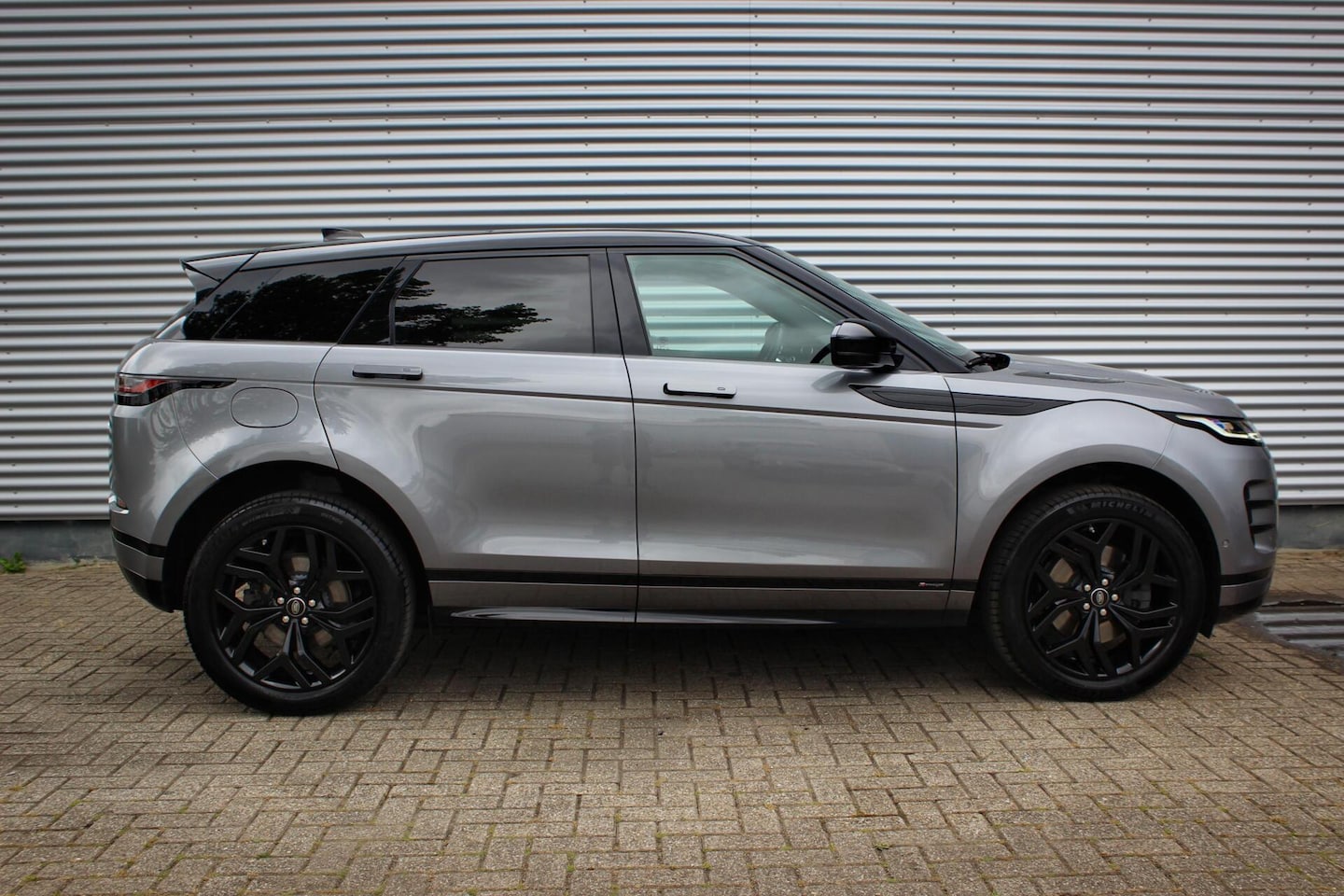 Land Rover Range Rover Evoque - 1.5 P300e AWD R-Dynamic // Panoramadak | Meridian | Memory | Camera | Winter Pack | Virtua - AutoWereld.nl