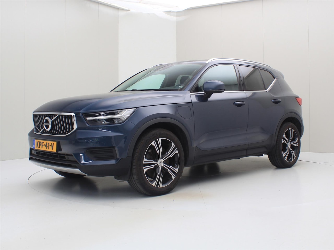 Volvo XC40 - T5 Twin Engine 262pk Geartronic Inscription [ TREKHAAK+LEDER+CARPLAY+19 INCH ] - AutoWereld.nl