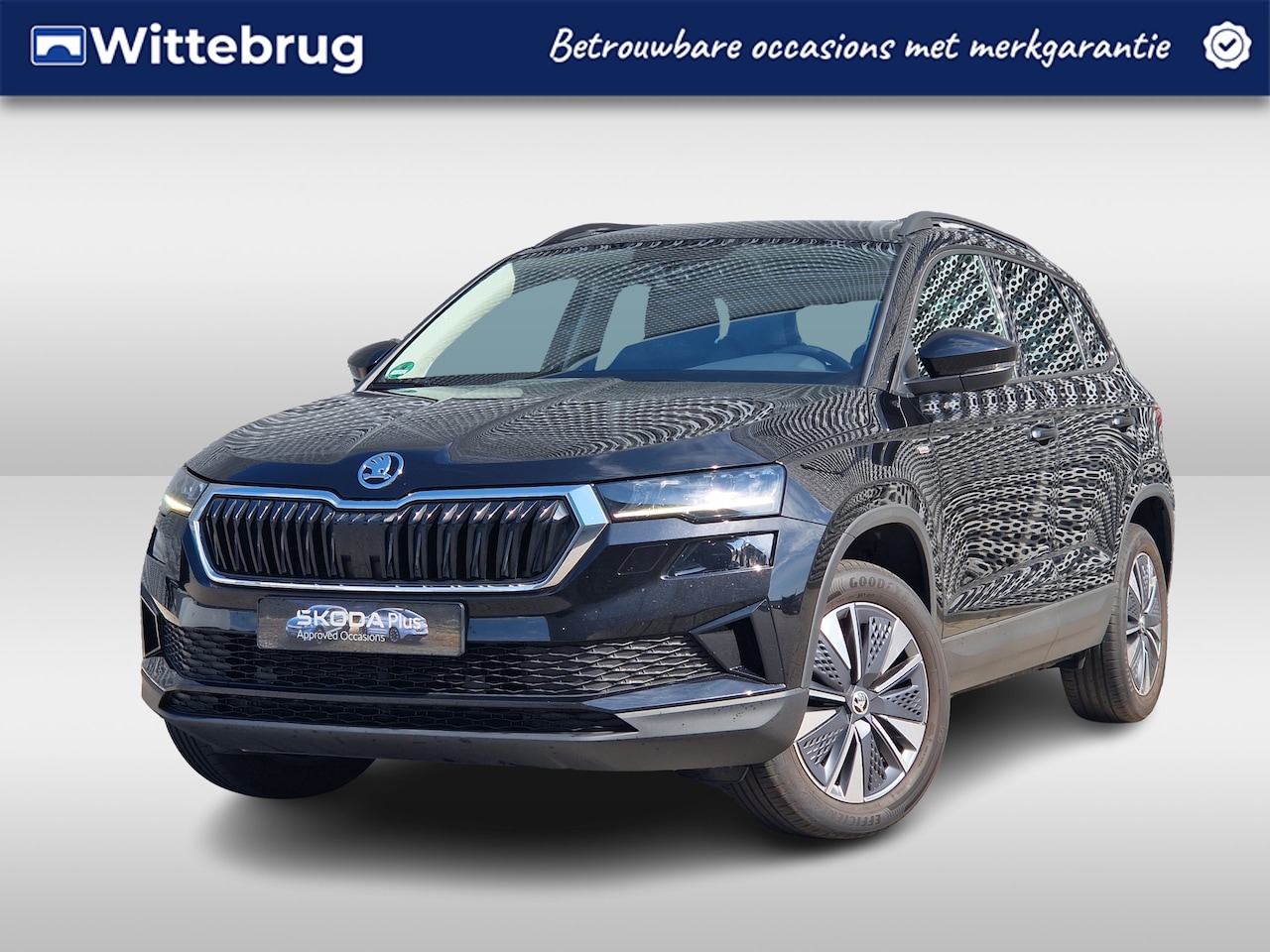 Skoda Karoq - 1.0 TSI Ambition Tour / 17" / Cockpit / Skoda - AutoWereld.nl