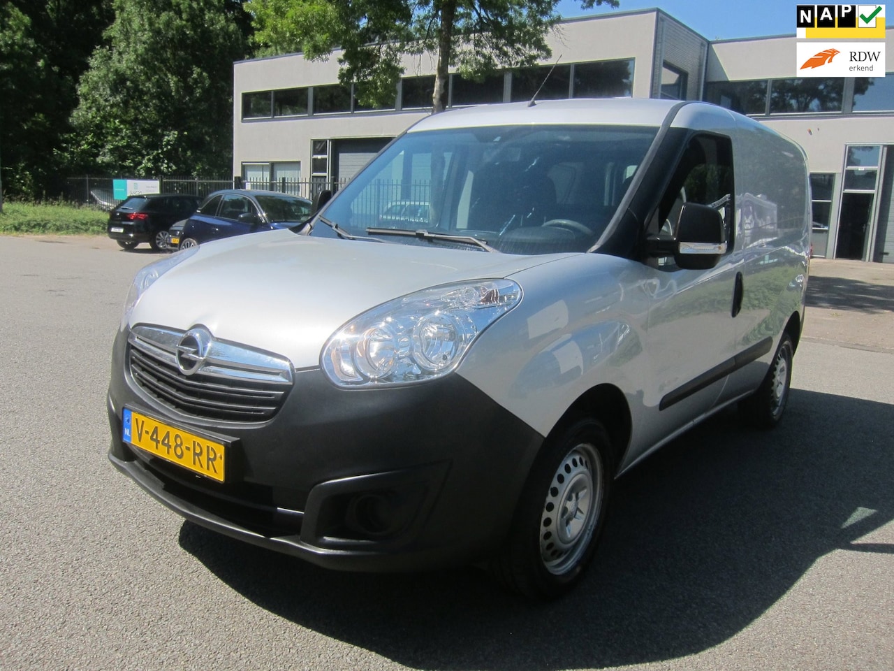 Opel Combo - 1.4 L1H1 ecoFLEX ORGINEEL NL 38000 KM BENZINE!! - AutoWereld.nl