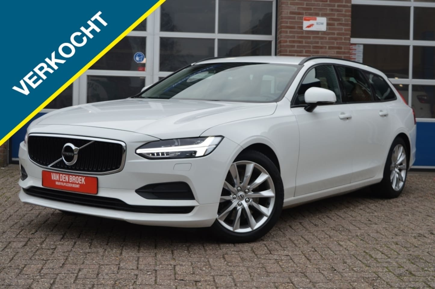 Volvo V90 - 2.0 T5 Momentum | AUT - CNG - NAVI - AutoWereld.nl