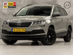 Skoda Karoq - 1.5 TSI ACT Sport 150Pk Automaat (APPLE CARPLAY, GROOT NAVI, CLIMATE, KEYLESS, GETINT GLAS