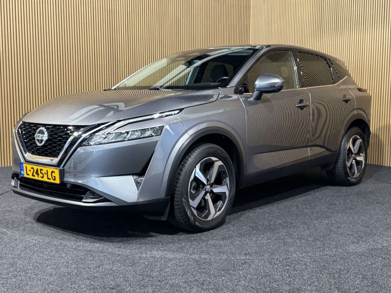 Nissan Qashqai - 1.3 Mild-Hybrid N-Connecta | Camera | Ad. Cruise | LED | C - AutoWereld.nl