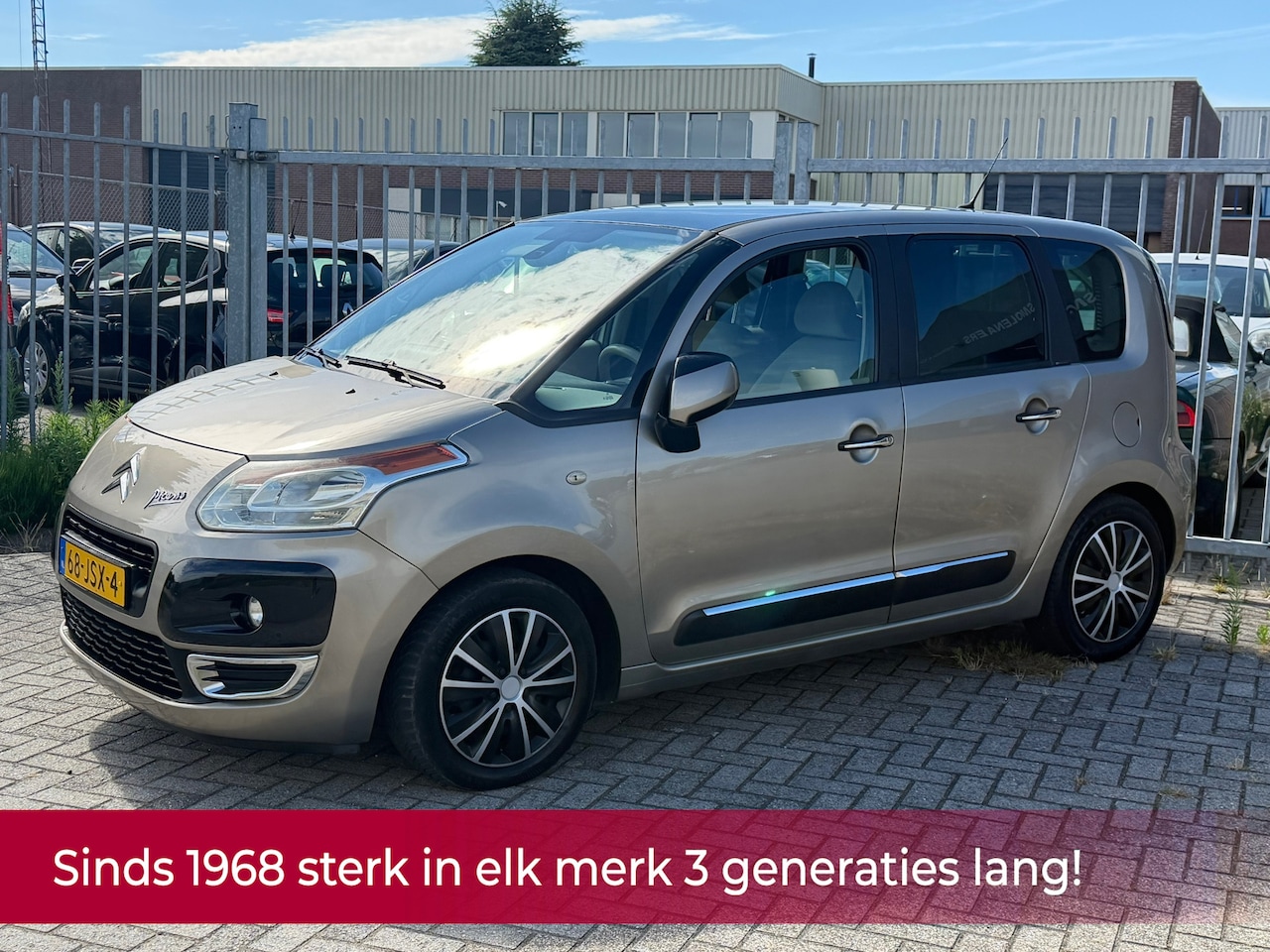 Citroën C3 Picasso - 1.4 VTi Exclusive NL AUTO NAP! PANORAMA l AIRCO ECC l CRUISE l PDC l HOGE INSTAP l GOED ON - AutoWereld.nl