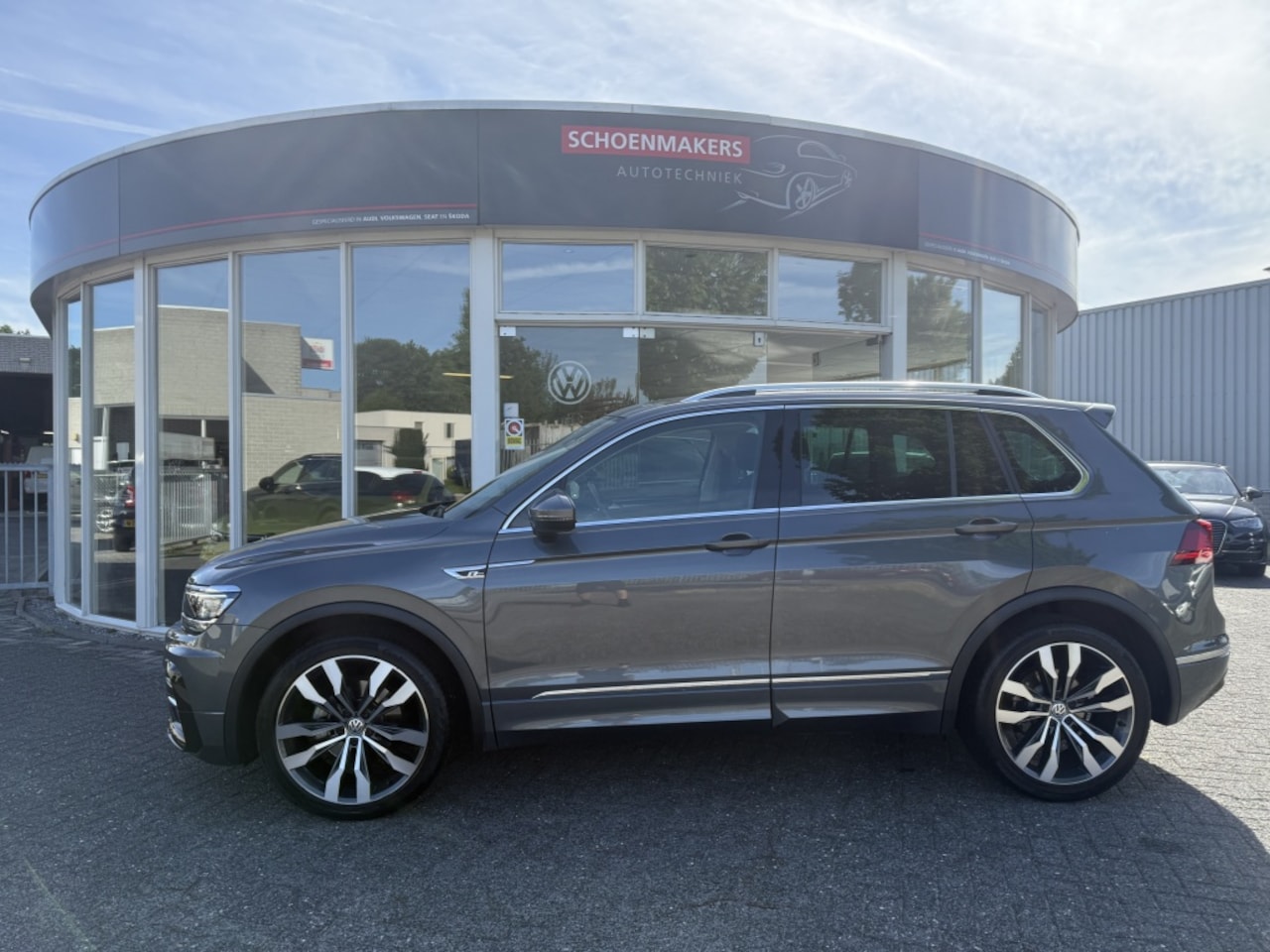 Volkswagen Tiguan - 1.4 TSI ACT Highl. - AutoWereld.nl