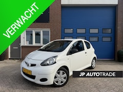 Toyota Aygo - 1.0-12V Access | Nieuwe APK | Airco | 3-Drs |