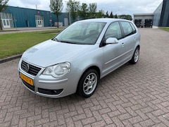 Volkswagen Polo - 1.4-16V Edition