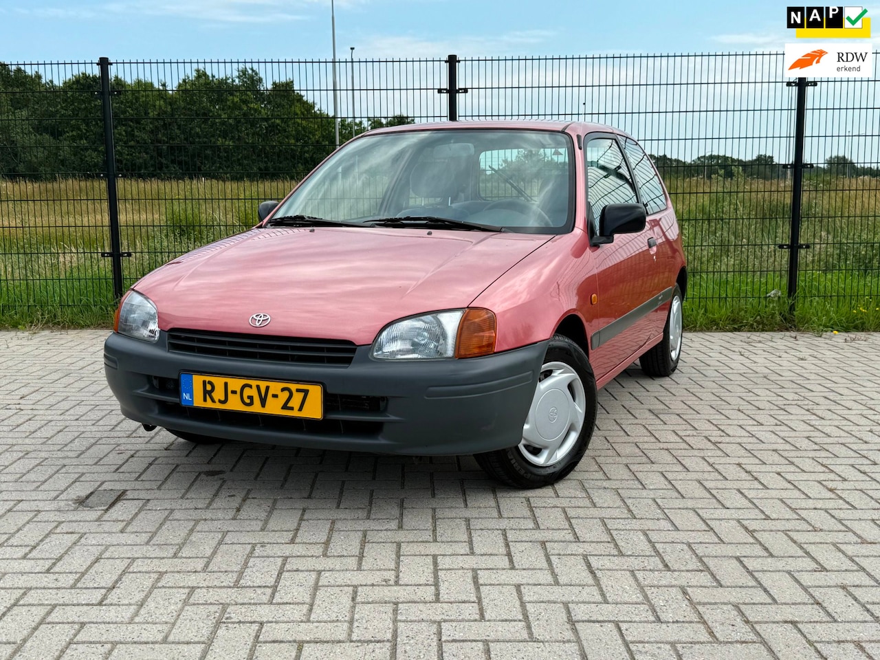 Toyota Starlet - 1.3-16V | 1ste eigenaar | AIRCO | EL Ramen | Stuurbekrachtiging - AutoWereld.nl