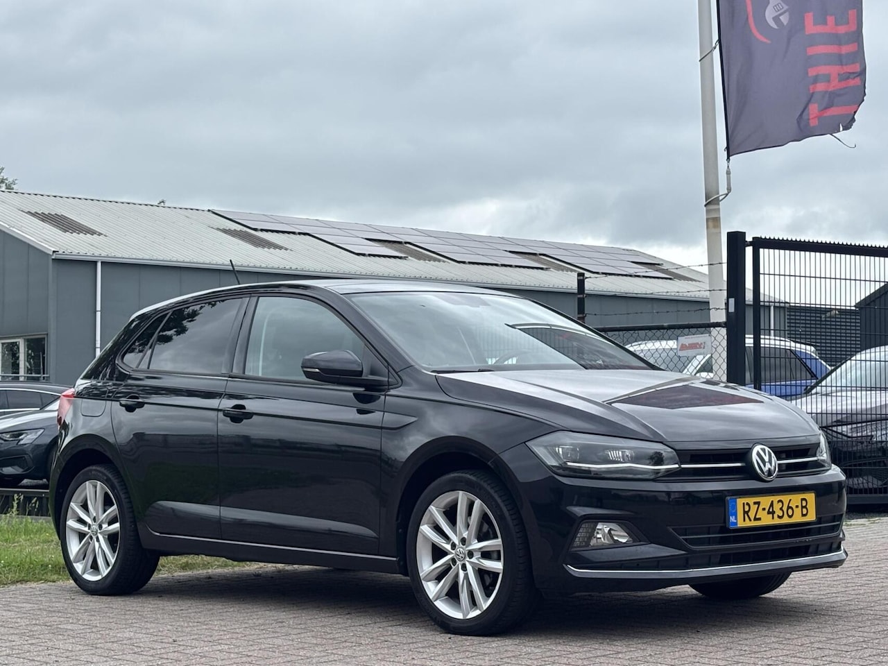 Volkswagen Polo - 1.0 TSI Highline acc camera pano apple carplay - AutoWereld.nl