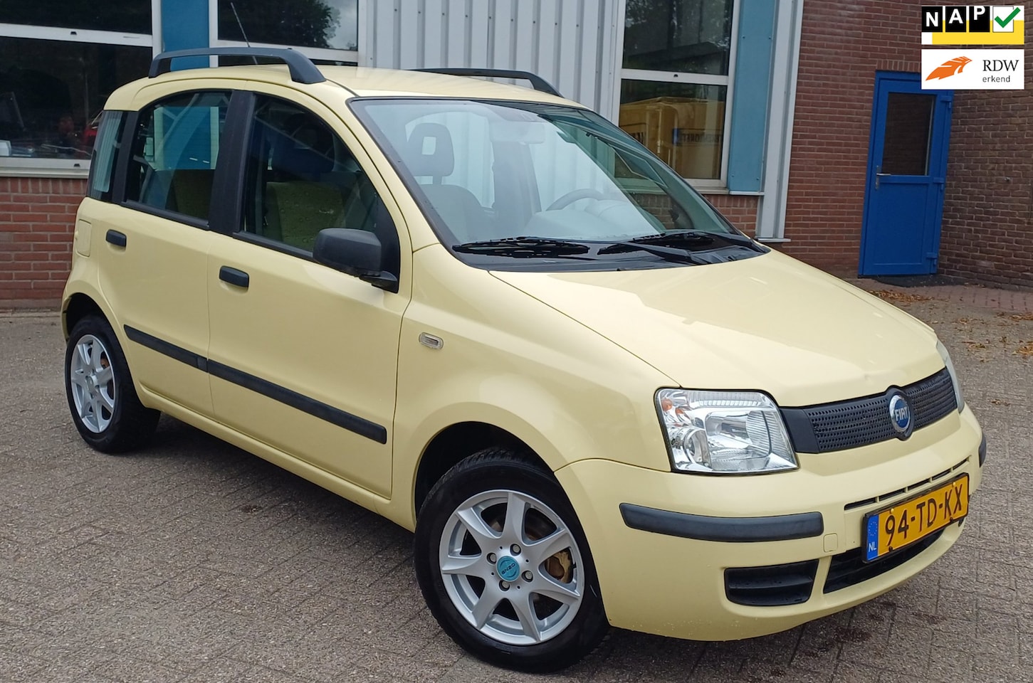 Fiat Panda - 1.1 Young Airco DAB - AutoWereld.nl