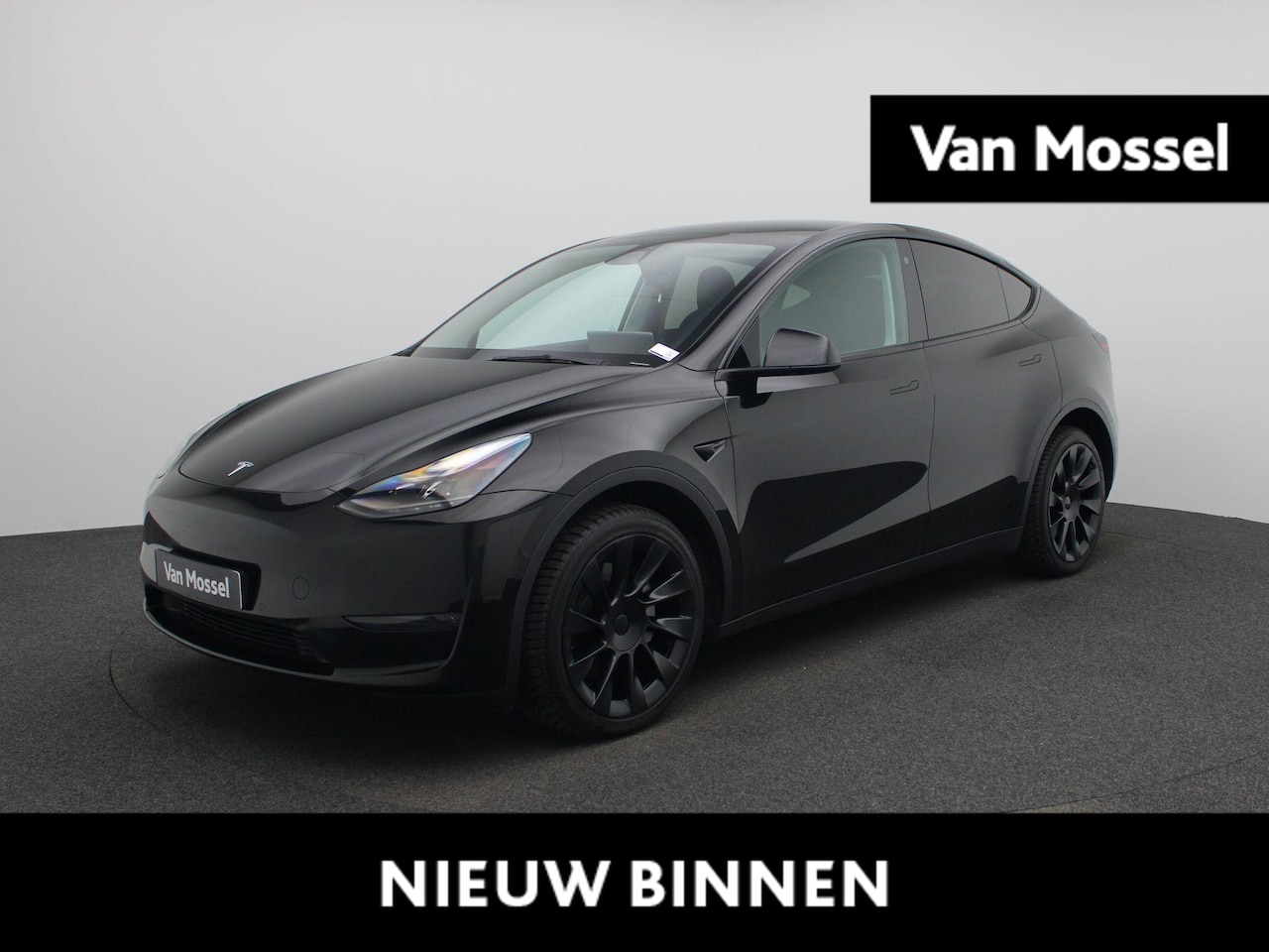Tesla Model Y - Long Range Dual Motor AWD | Auto Pilot | Panoramadak | Camera | Parkeersensoren | - AutoWereld.nl