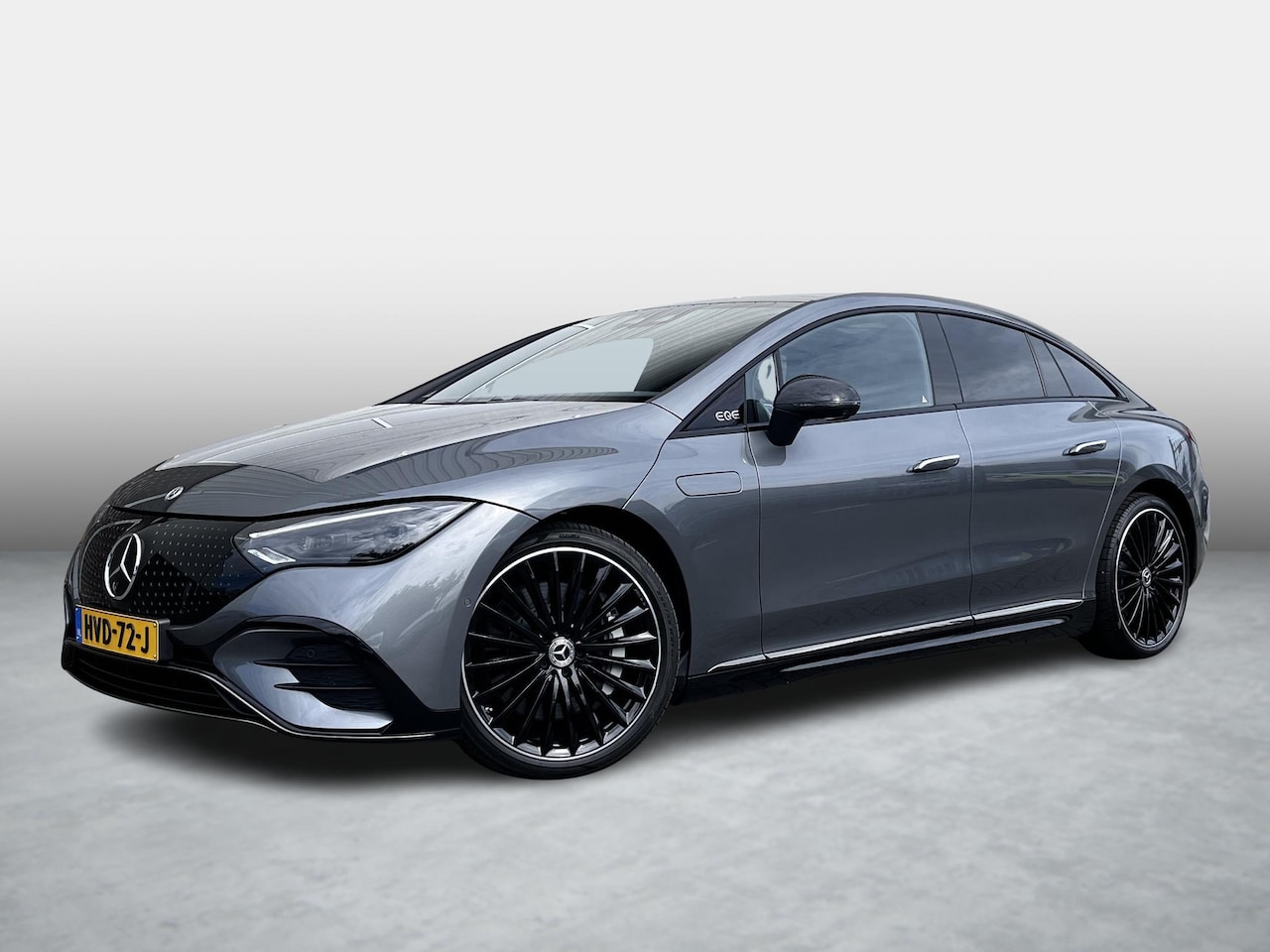 Mercedes-Benz EQE - 350 AMG Line | Night Pakket | Panoramadak | Rijassistentiepakket Plus | AIRMATIC Luchtveri - AutoWereld.nl