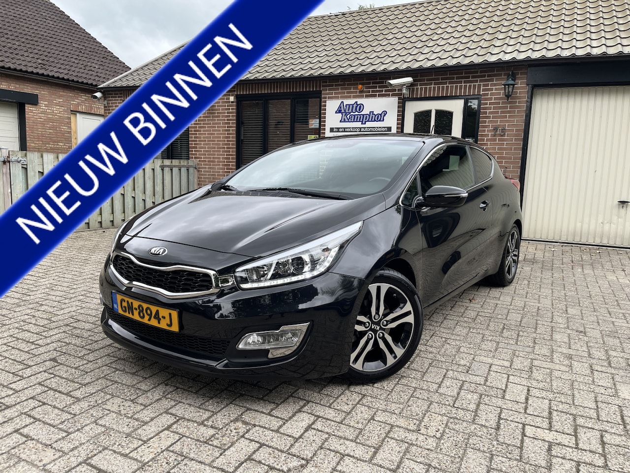Kia Pro cee'd - 1.6 GDI BusinessLine LED Navi Camera 17" - AutoWereld.nl