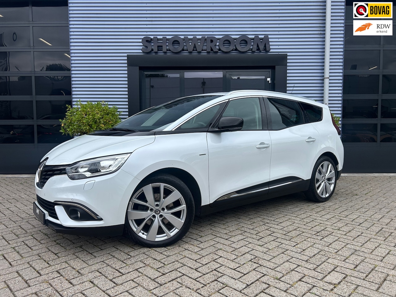 Renault Grand Scénic - 1.3 TCe Bose 7p. Navi|Stoelverwarming|Camera|Apple Carplay|Cruise - AutoWereld.nl