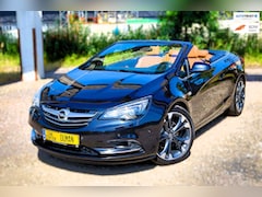 Opel Cascada - 1.6 Turbo Cosmo Stoelverkoeling/verwarming Clima PDC Camera Leer Navi