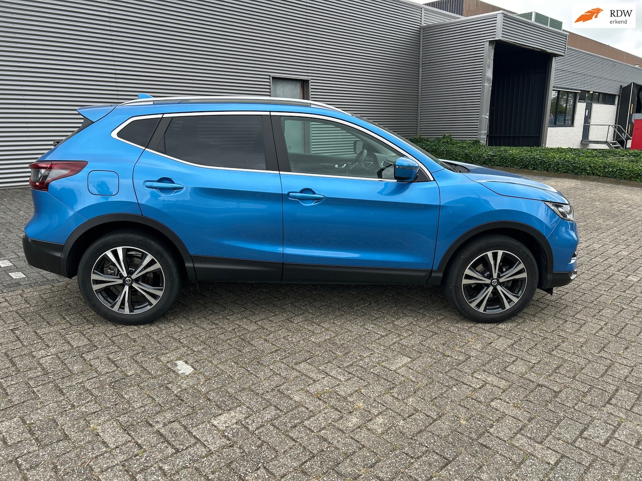 Nissan Qashqai - 1.3 DIG-T Business Edition Panodak trekhaak - AutoWereld.nl