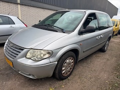 Chrysler Voyager - 2.5 CRD SE Luxe 7 persoons Airco