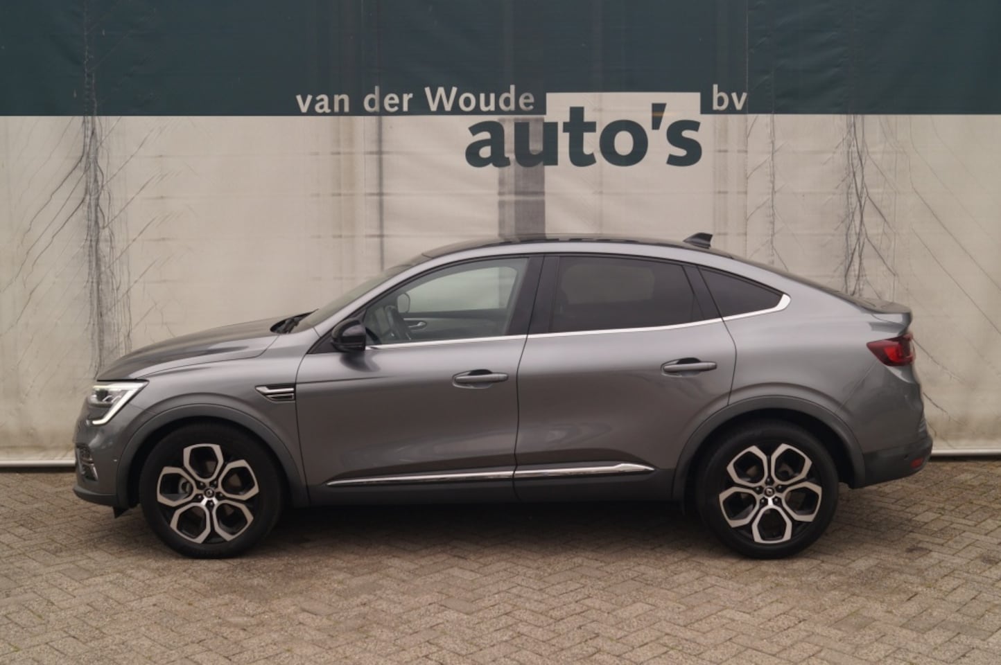 Renault Arkana - 1.6 E-Tech Automaat Hybrid 145 Intens -NAVI-ECC-CAM- - AutoWereld.nl