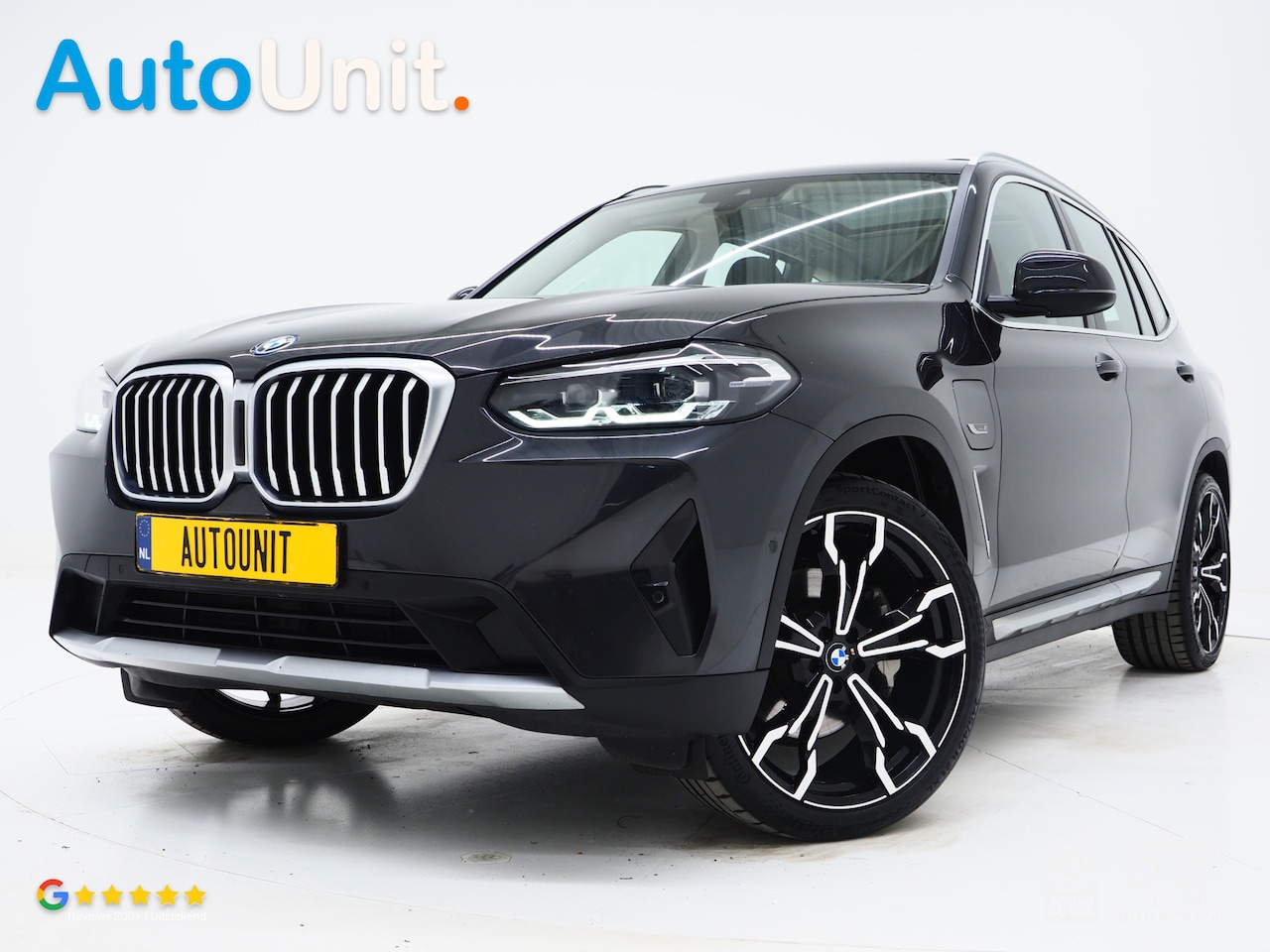 BMW X3 - xDrive30e Facelift | Panoramadak | M Stuur | Leder | Trekhaak | Camera | Dodehoek | Carpla - AutoWereld.nl