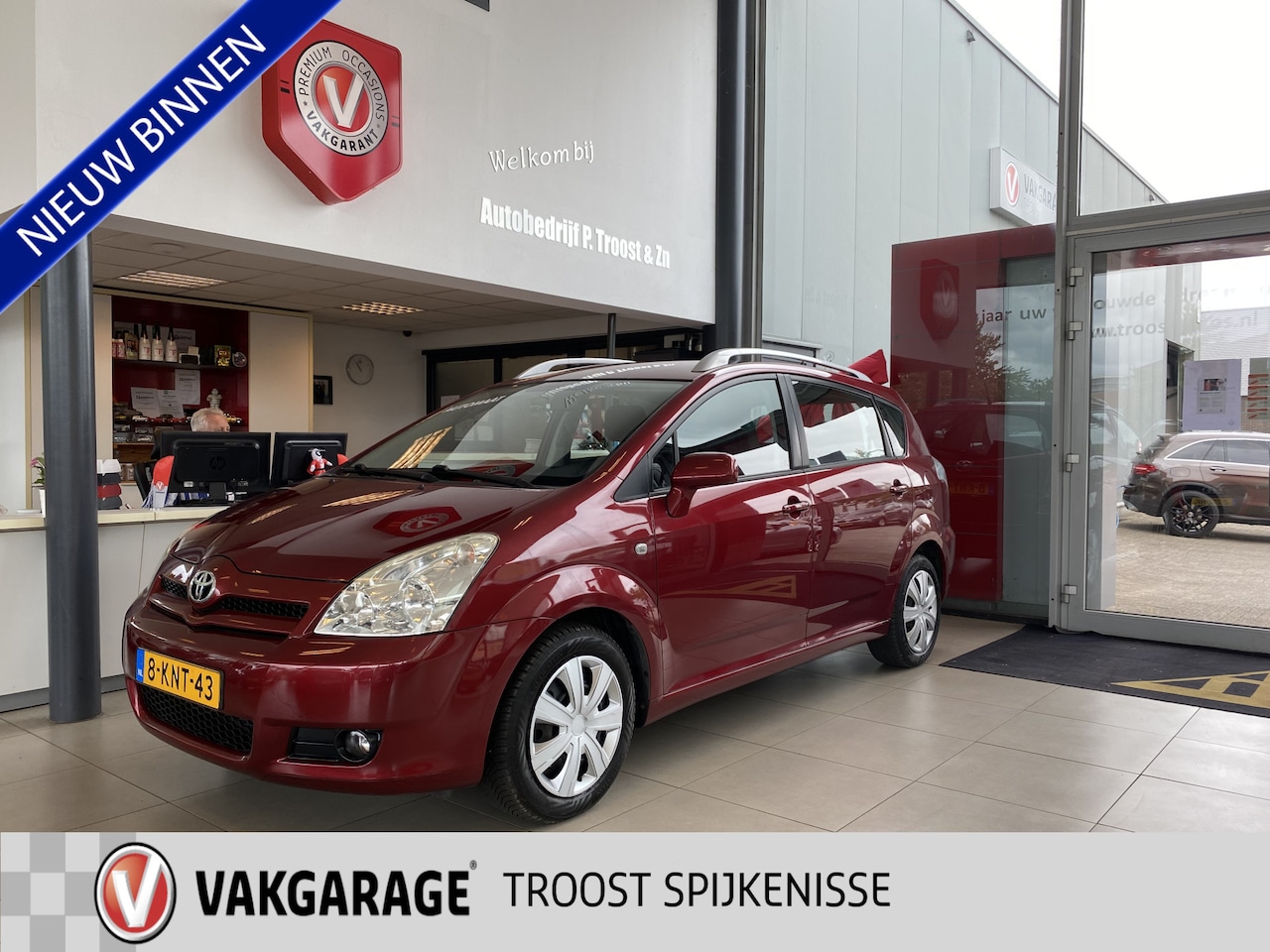Toyota Verso - 1.8 VVT-i Terra,100%Onderhouden,Automaat,7 Persoons,Airco,Elektrischpakket,Trekhaak,Keyles - AutoWereld.nl