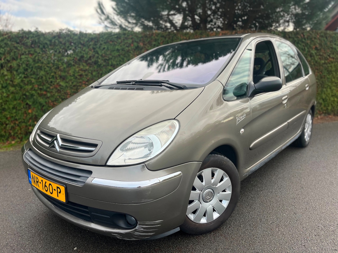 Citroën Xsara Picasso - 1.6i-16V Image AIRCO-ECC NIEUWE-APK HOGE-INSTAP - AutoWereld.nl