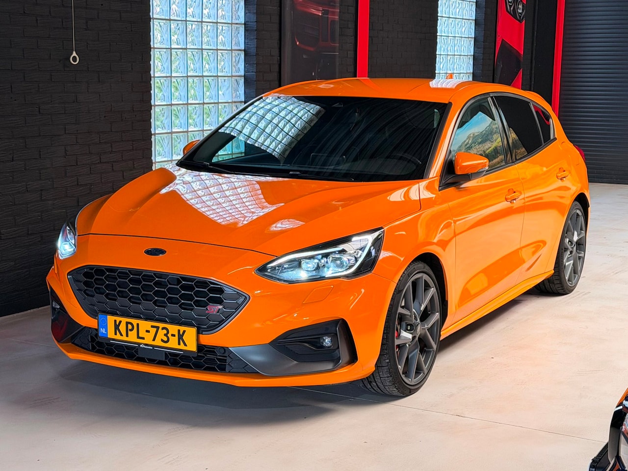 Ford Focus - 2.3 EcoBoost ST-3|Performance Pack|LANE|CAMERA|CARPLAY - AutoWereld.nl