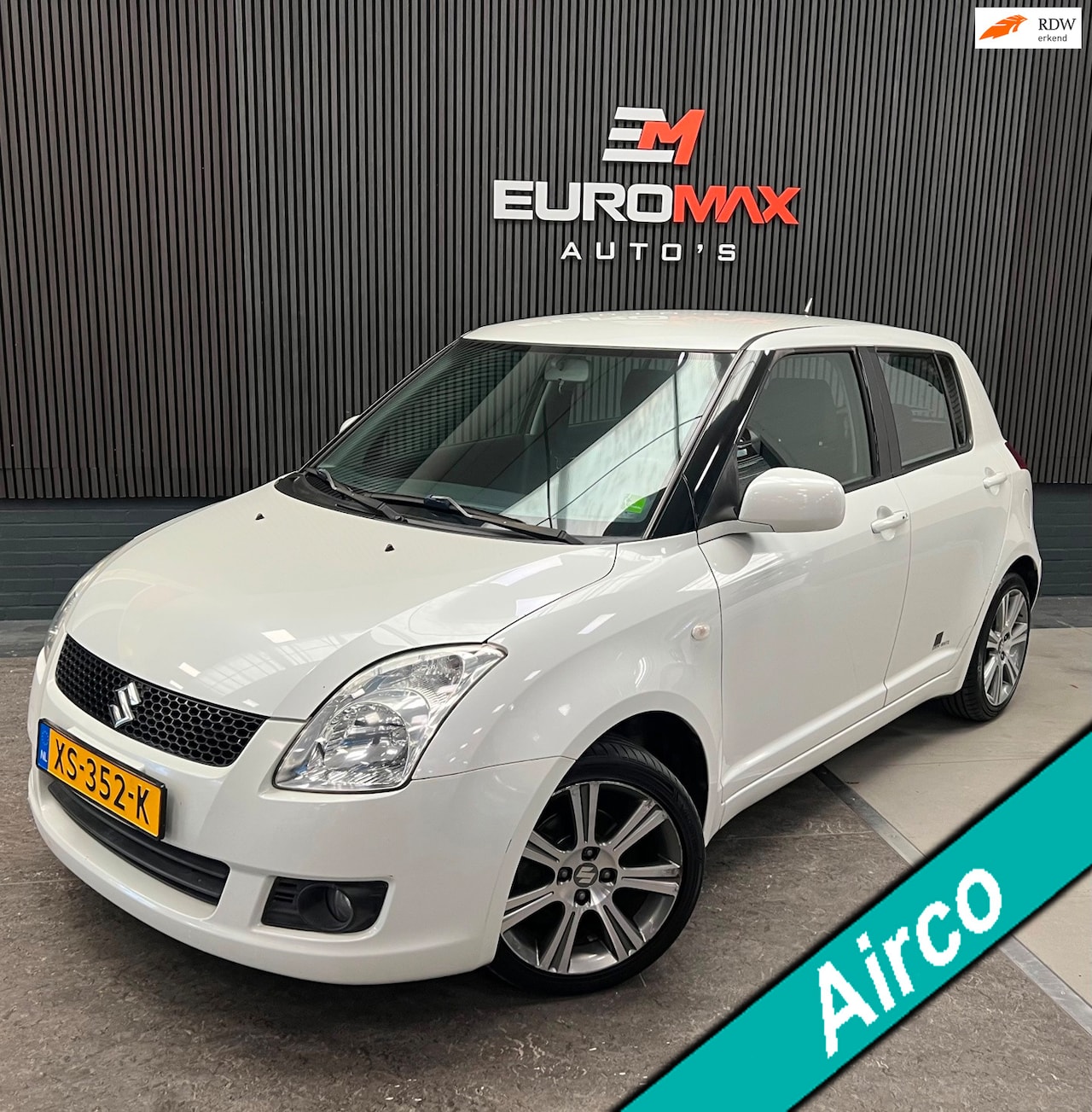 Suzuki Swift - 1.3 Base 1e Eigenaar - Koppeling . VRV - Nav - Airco - Elektr . ramen - AutoWereld.nl