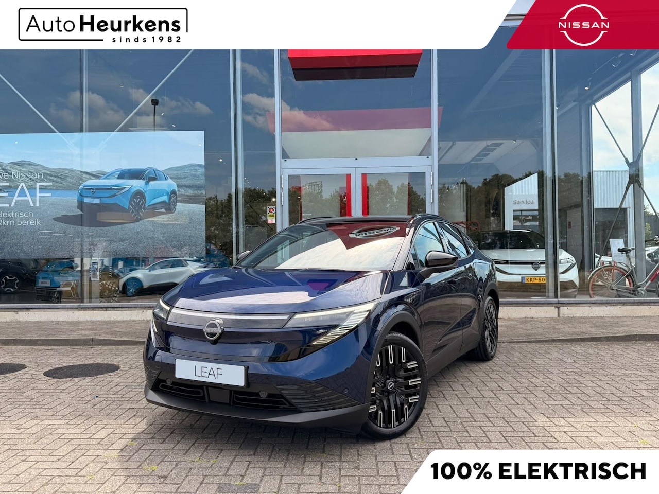 Nissan LEAF - Evolve 75 kWh | PANORAMADAK | RONDOM CAMERA | NAVIGATIE | STOELVERWARMING | NU IN DE SHOWR - AutoWereld.nl
