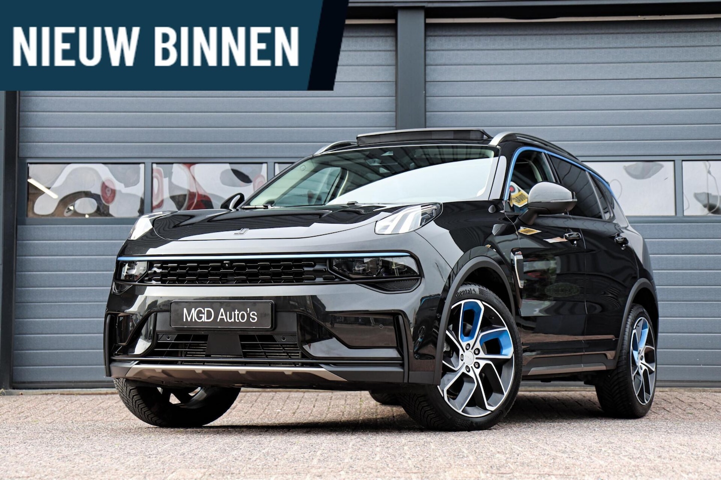 Lynk & Co 01 - 1.5 Plug-in Hybrid /PANODAK/MEMORY/360 CAMERA/KEYLESS/ELEK. KLEP/INFINITY! - AutoWereld.nl