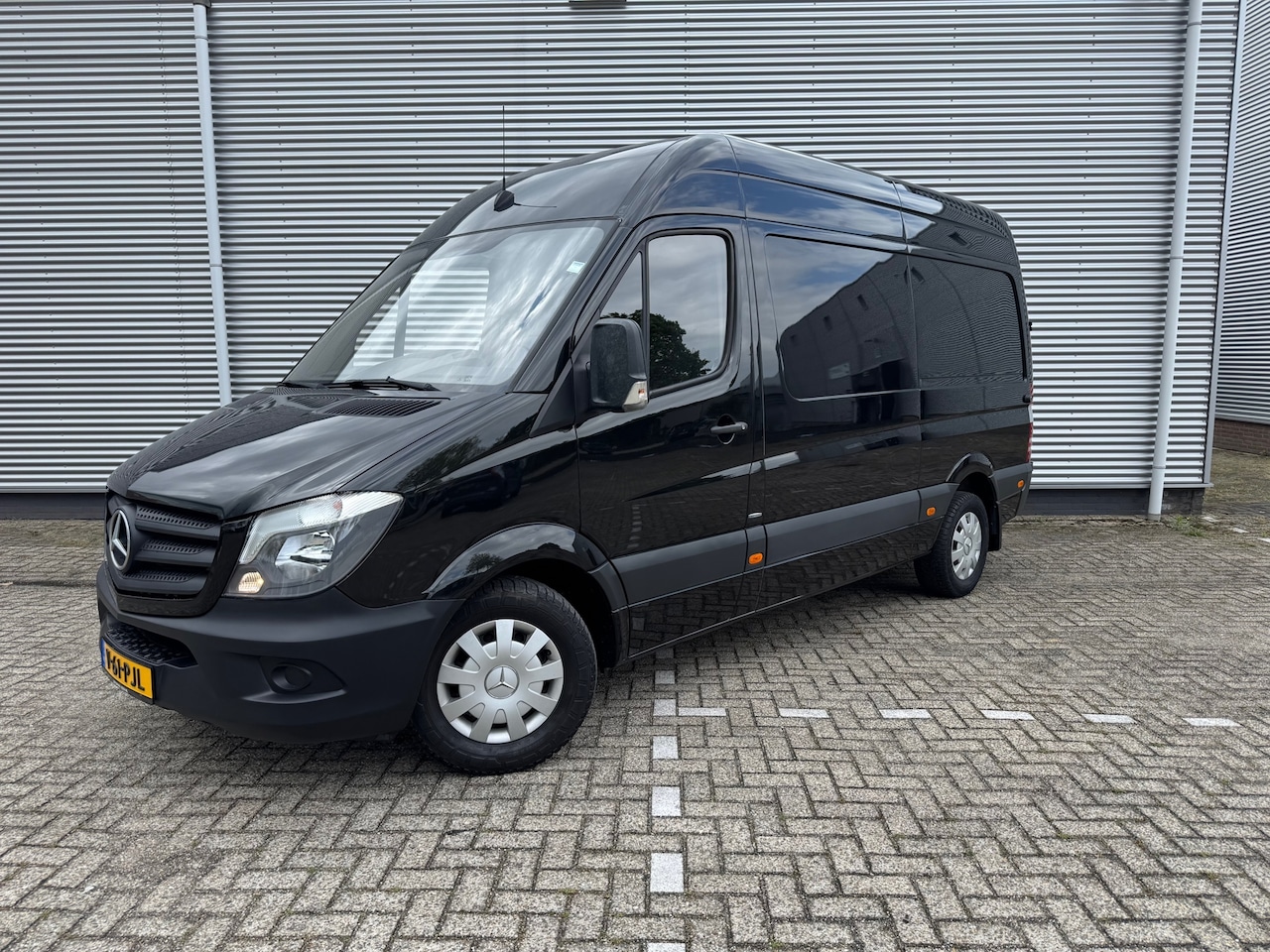 Mercedes-Benz Sprinter - 319 3.0V6 Automaat,EURO 6,BlueTEC 366,Nav-Camera,Airco,3Pers,Trekhaak+opstap - AutoWereld.nl