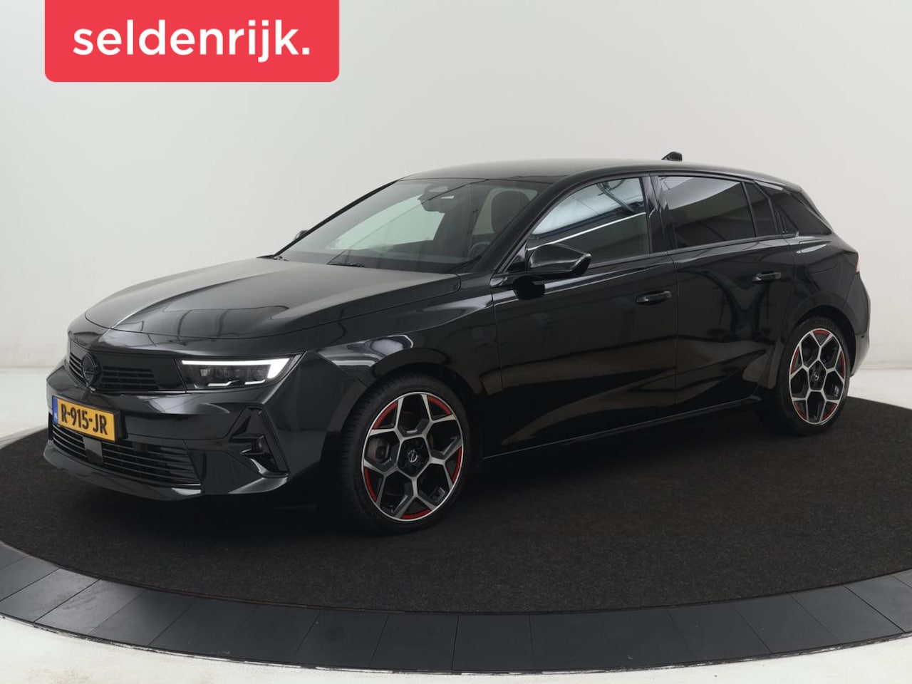 Opel Astra - 1.6 Hybrid GS Line | SOH 93,3% | Head-Up | Leder | 360 Camera | Massage | Adaptive cruise - AutoWereld.nl