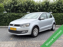 Volkswagen Polo - 1.2 TSI Comfortline AIRCO / CARPLAY / CRUISE / NAP /