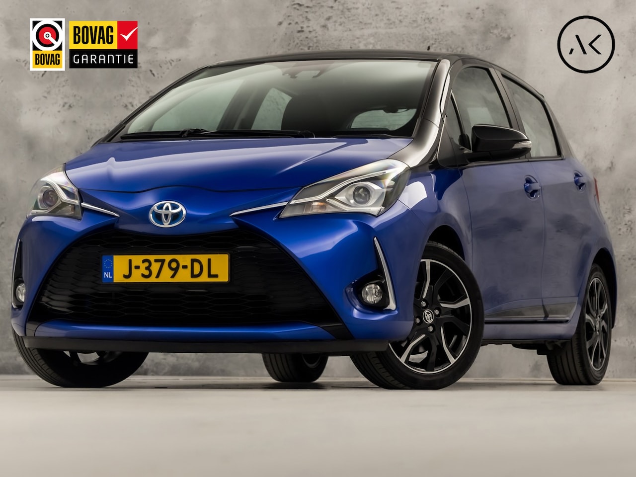 Toyota Yaris - 1.5 Hybrid Sport 136Pk Automaat (NAVIGATIE, CLIMATE, CAMERA, SPORTSTOELEN, CRUISE, LM VELG - AutoWereld.nl