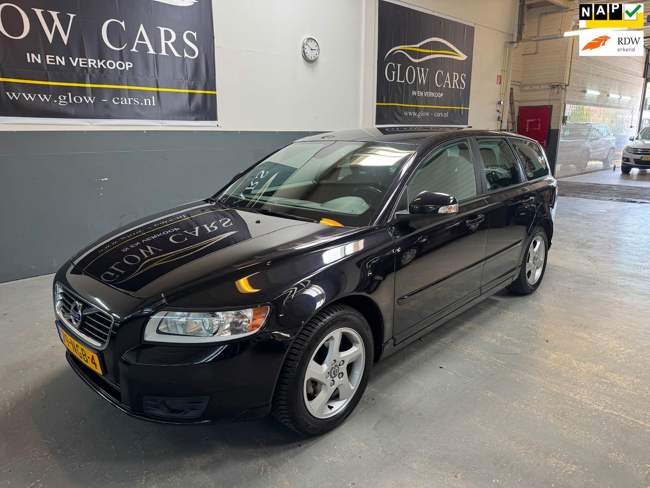 Volvo V50 - 2.0 Sport |AIRCO|PDC|NAVI|LMV - AutoWereld.nl