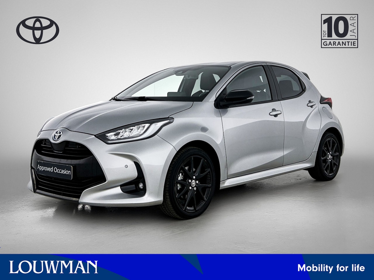 Toyota Yaris - 1.5 Hybrid Executive | Navigatie | Parkeersensoren voor+achter | Blind Spot Monitor | - AutoWereld.nl